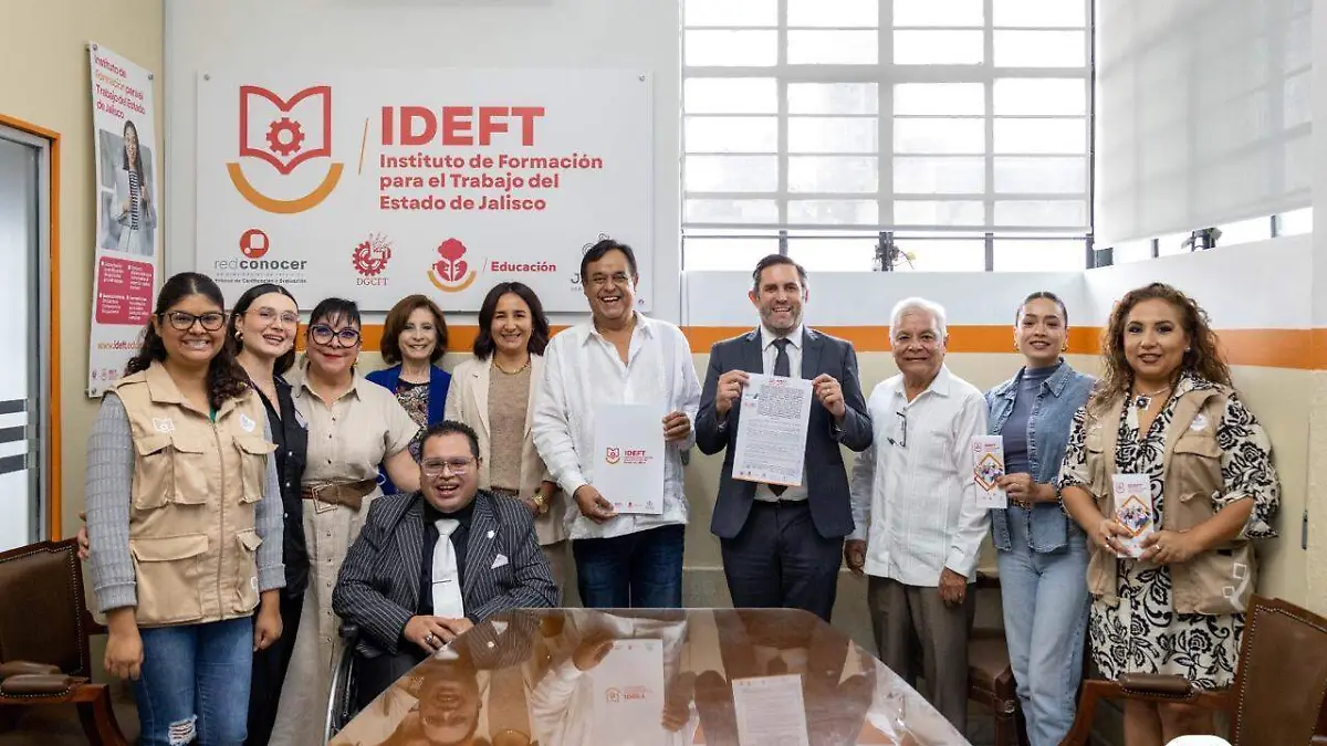 Alianza IDEFT y Consejo de Cámaras Industriales