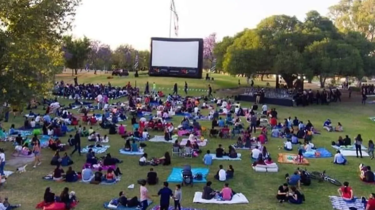 Cinema Live Guadalajara Facebook (2)