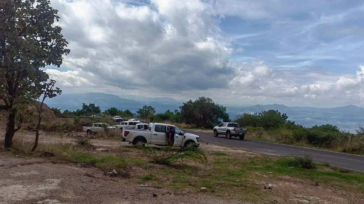 Buscan a desaparecidos en Tequila