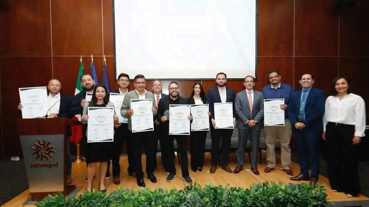 Reconocen buenas prácticas laborales