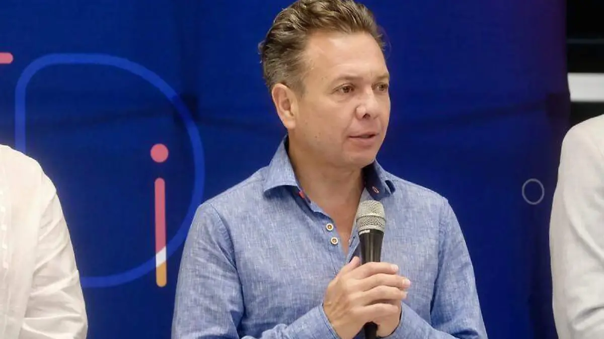 Gobernador Pablo Lemus Navarro