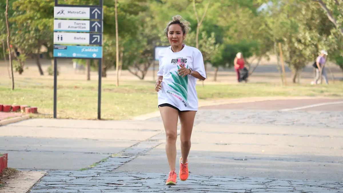 Corredora que formará parte de la carrera El Occidental