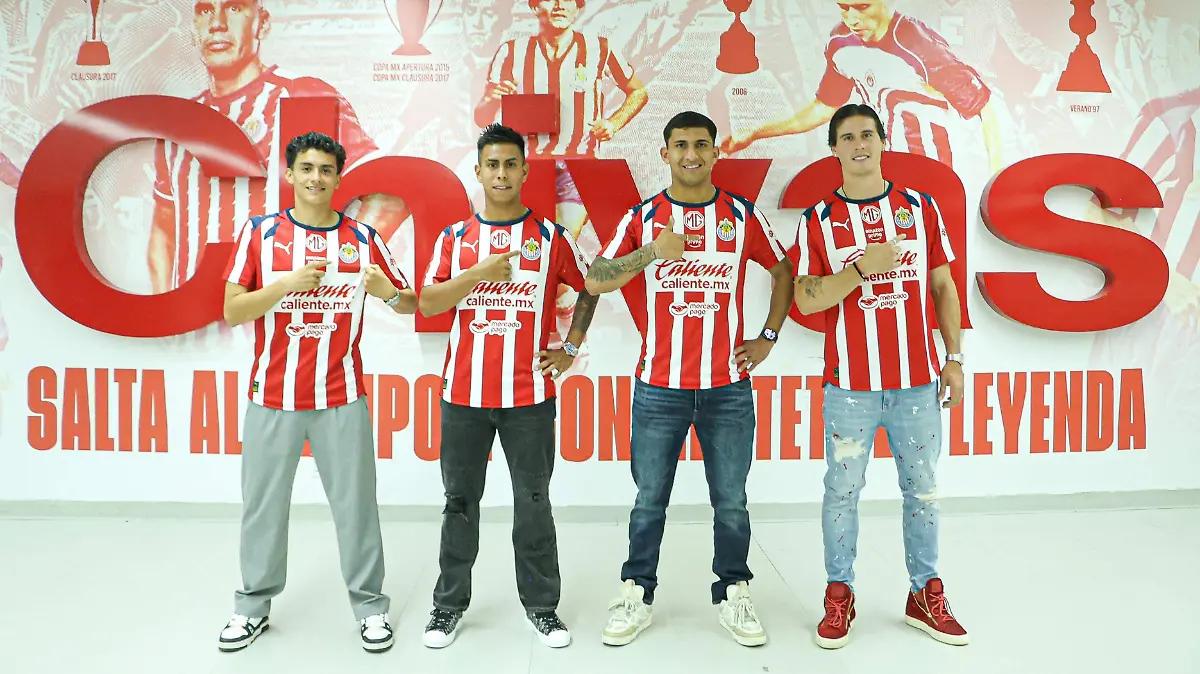 Fichajes Chivas