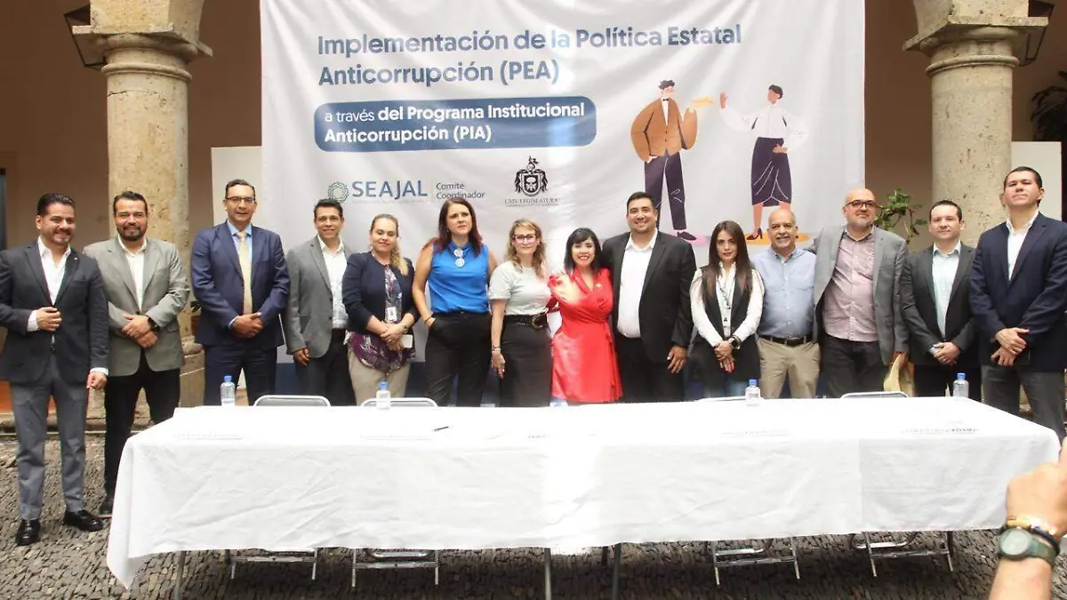 Plan para implementar la política estatal anticorrupción