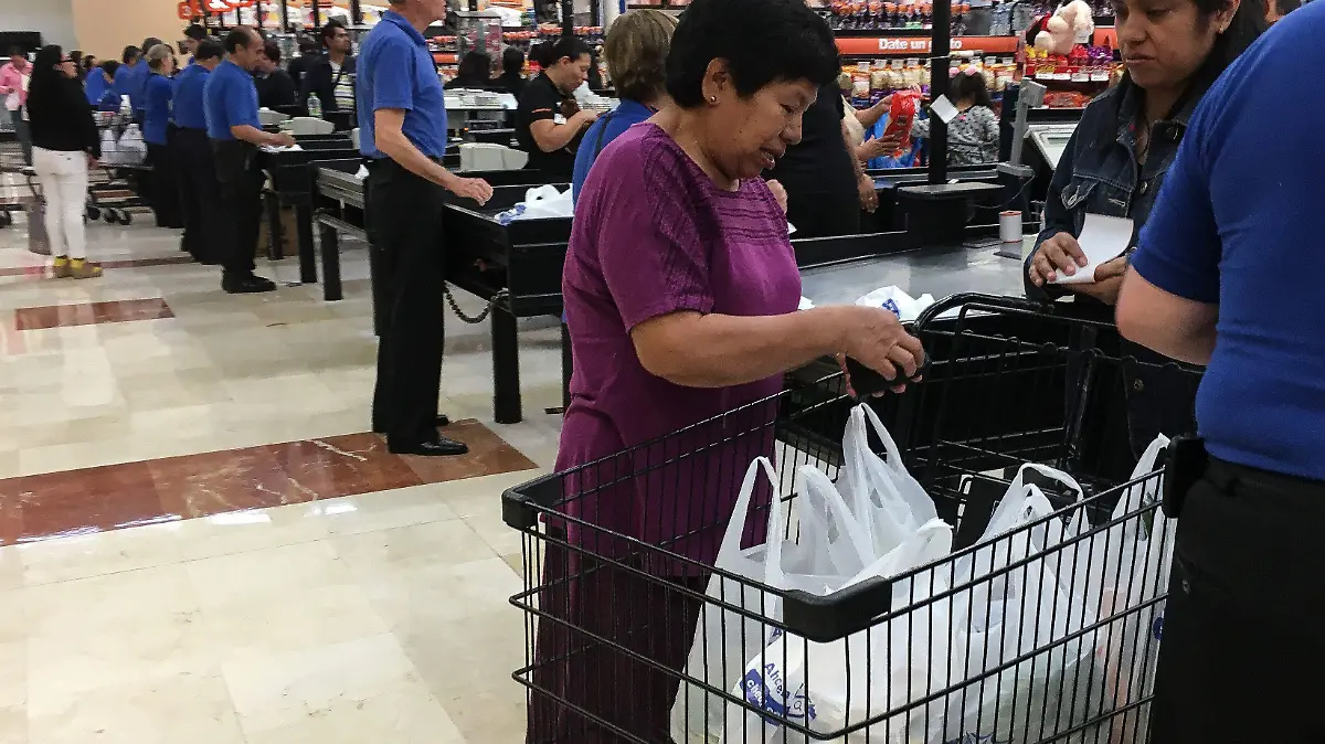 Compras Supermercado Impreso Cuartoscuro