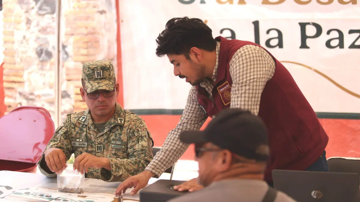 Entrega de armas en Tlajomulco de Zúñiga