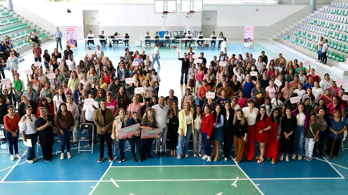 Fuerza mujeres