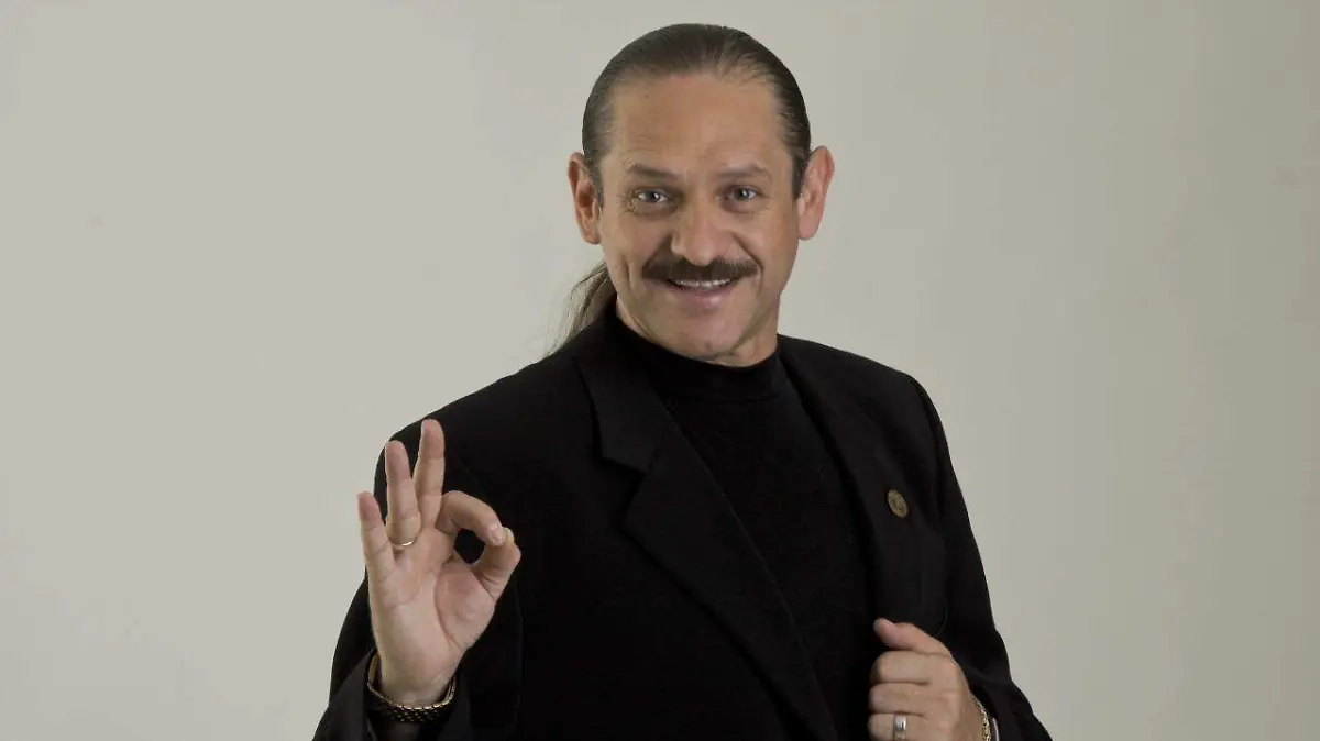 Tego González