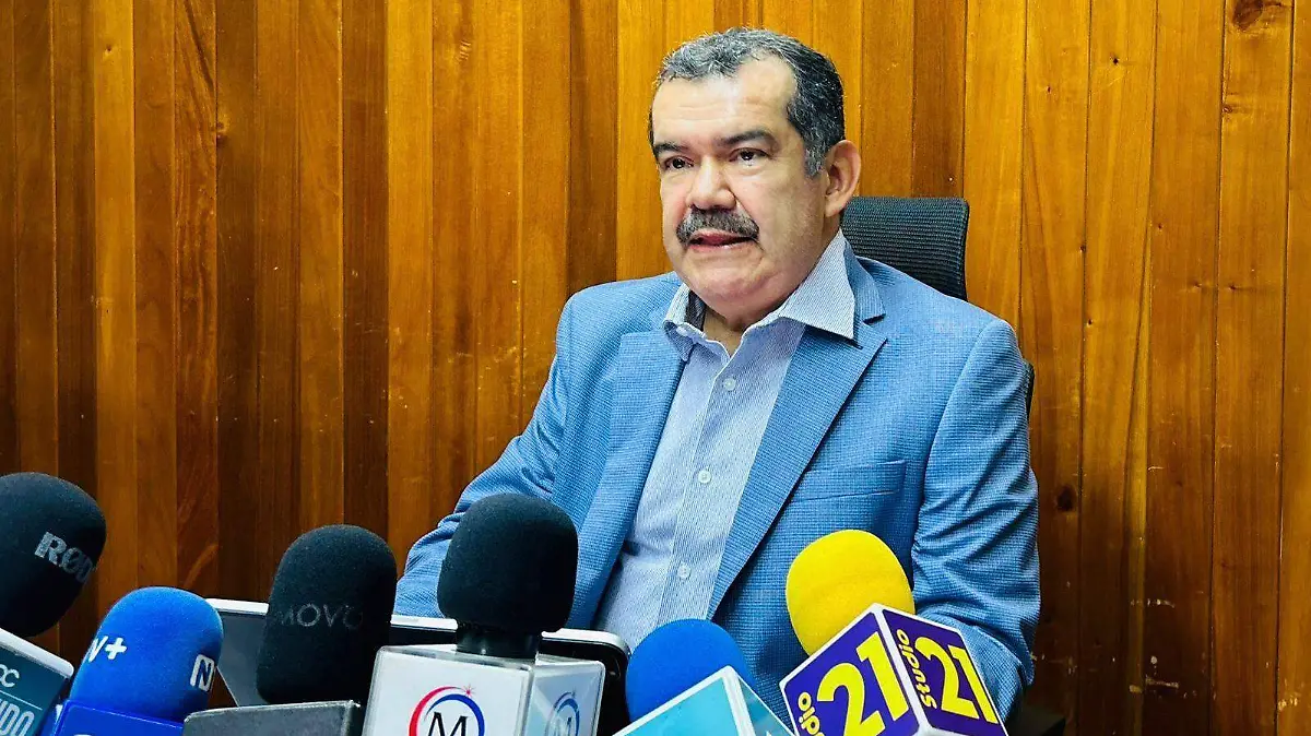 Julio César López Ruelas titular de Finanzas de Nayarit