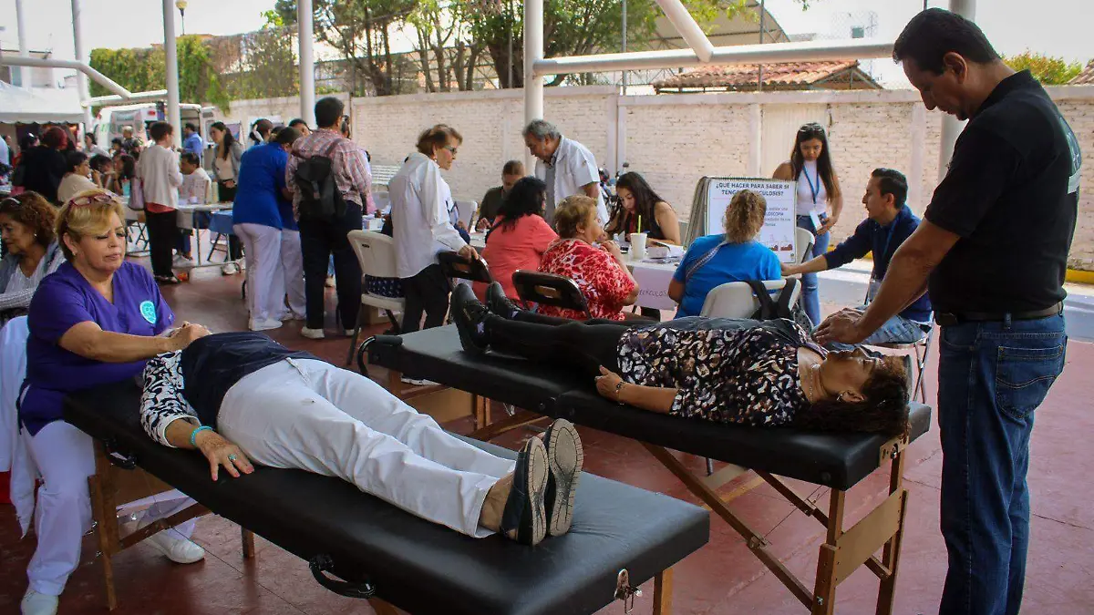 Tonalá ofrece servicios a los Adultos Mayores