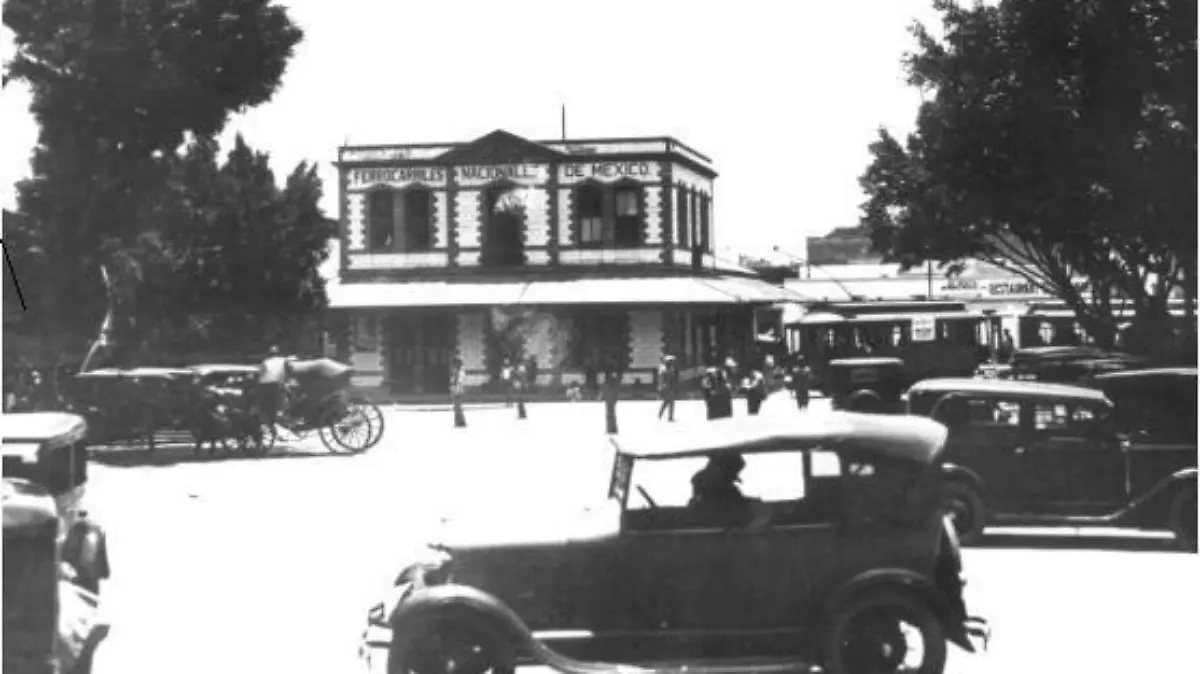 Guadalajara 1920, vehículos. Ayuntamiento de Guadalajara.png