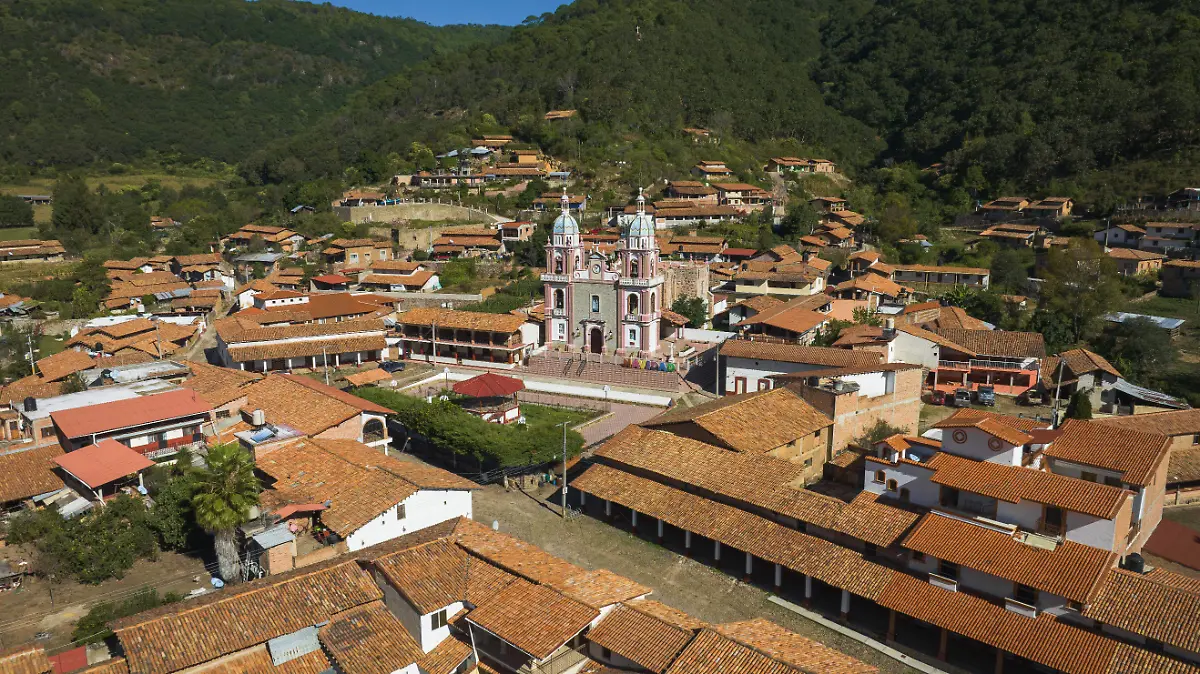 NIEVE CON COCA Credito Dirección de Turismo de Mascota (18)