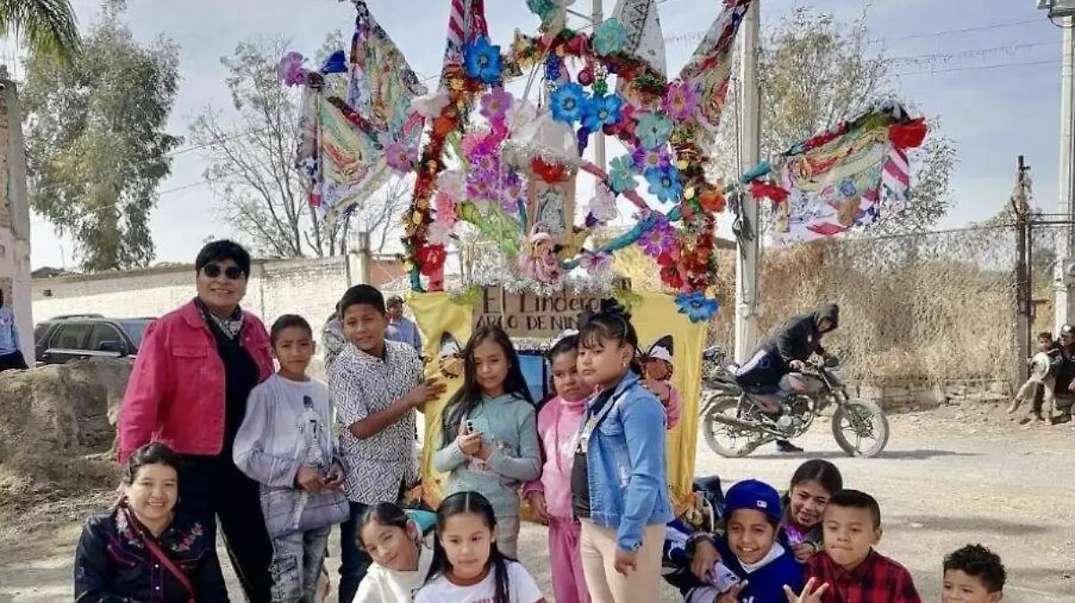 Niñas y niños de El Lindero