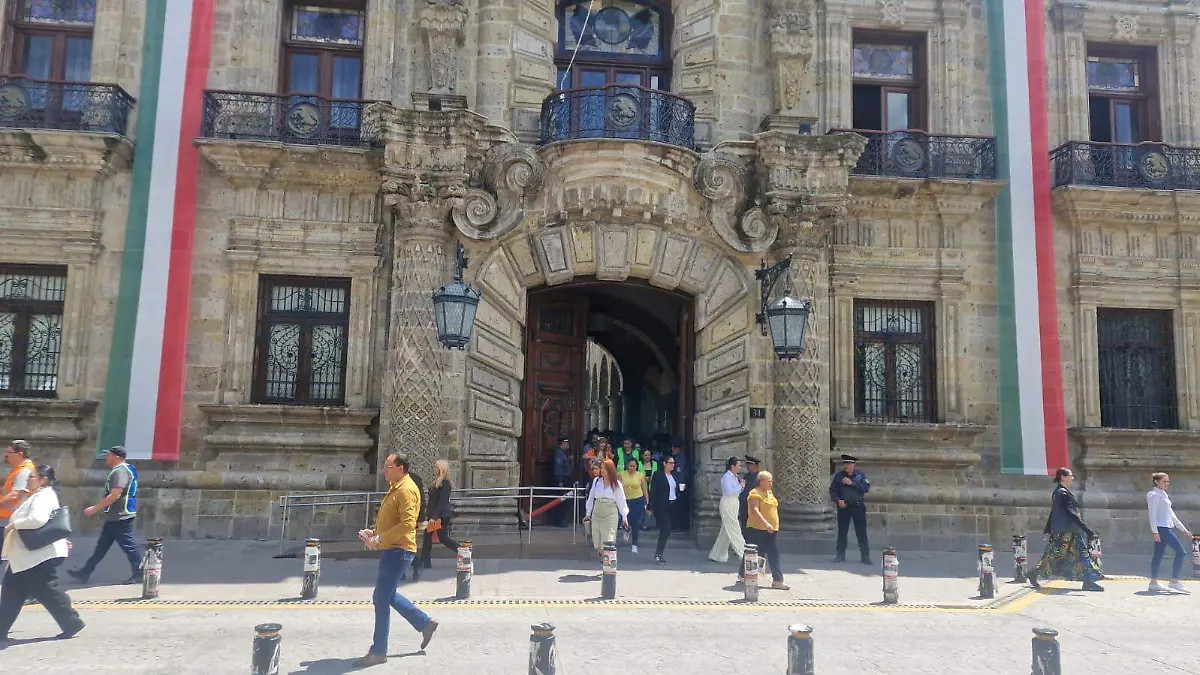 Desalojo02