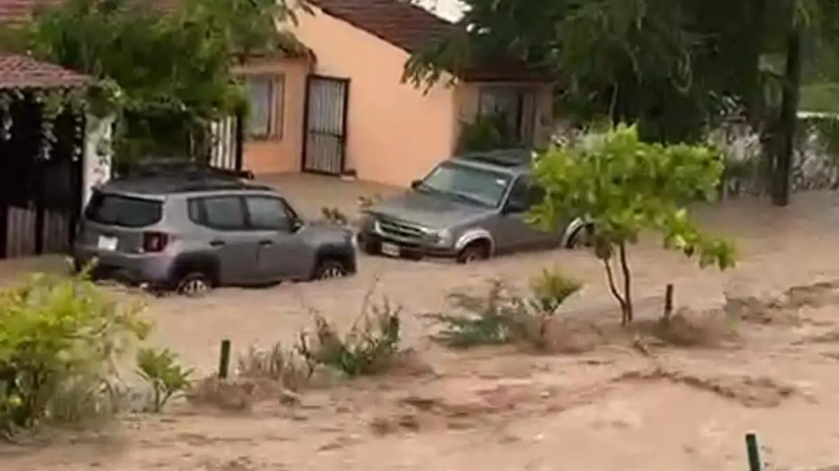 Lluvias en Puerto Vallarta (1)