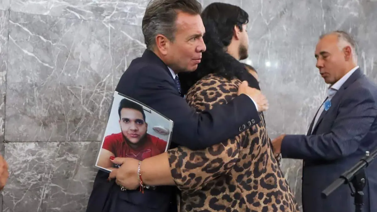 Pablo Lemus ofrece una disculpa pública a familiares de desaparecidos