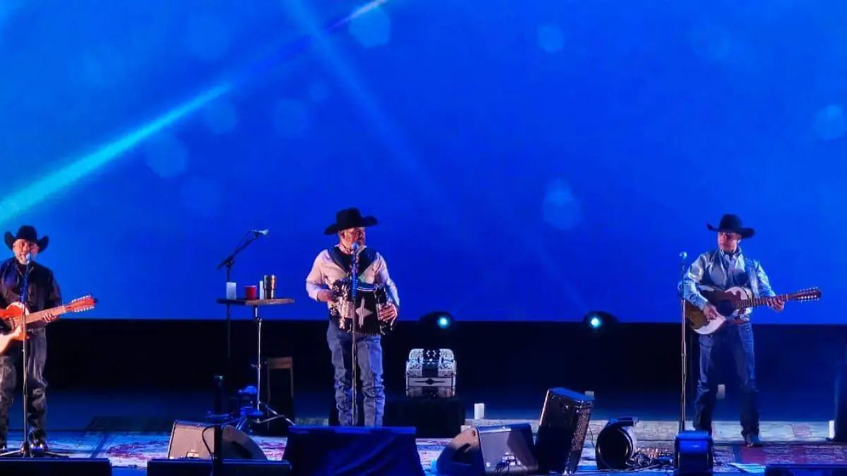 Intocable en Fiestas de Octubre