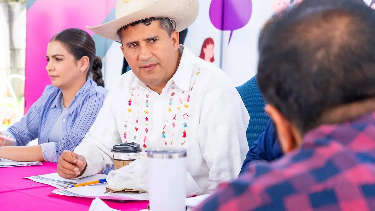 Carlos Manzo Facebook