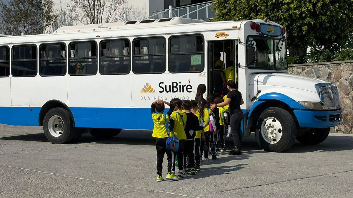 WhatsApp Image 2025-12-17 at 4.00.29 PM