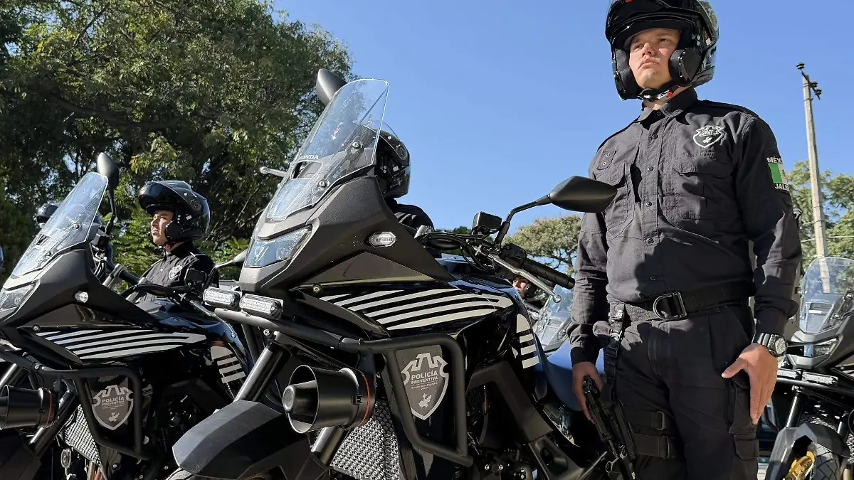 603876554_1201857325378403_5659959644439840428_n