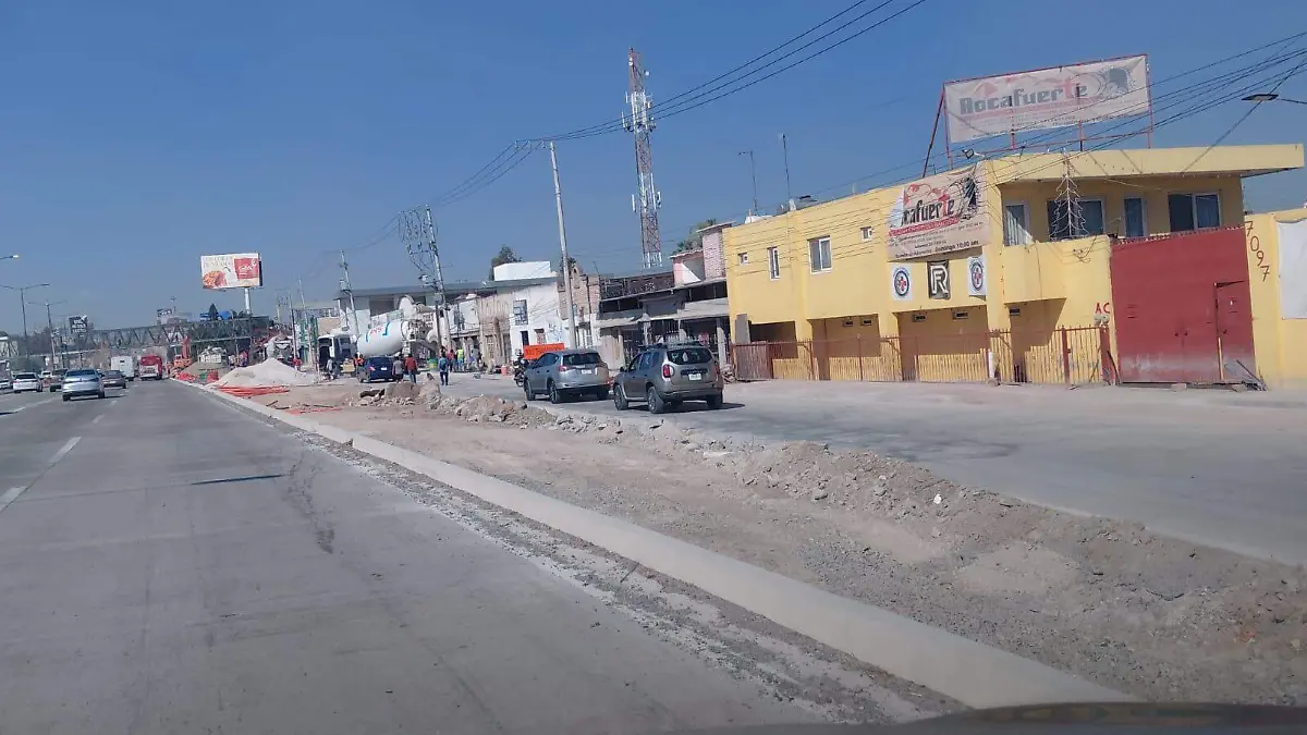 Carretera a Chapala 2