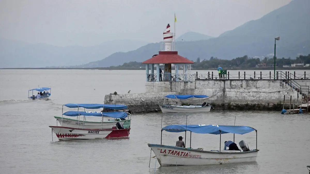 1051468_Lago de Chapala_web
