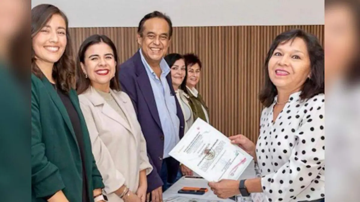 Entrega constancias IDEFT