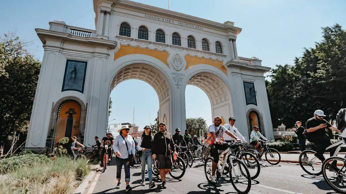 large_e4add845bd87785d10b7799149123af8_IMG_3993_0497d56172