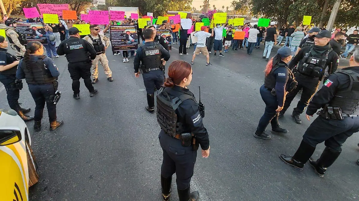 Protesta carretera a Chapala