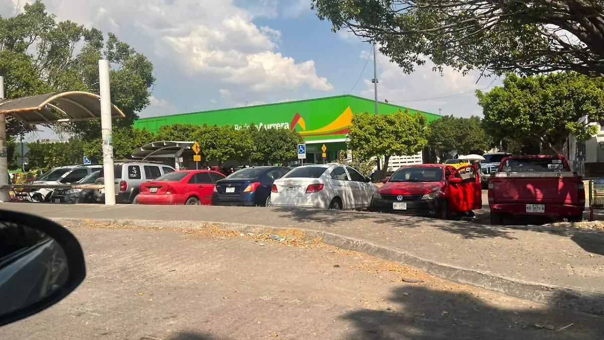 Comercios retoman actividades