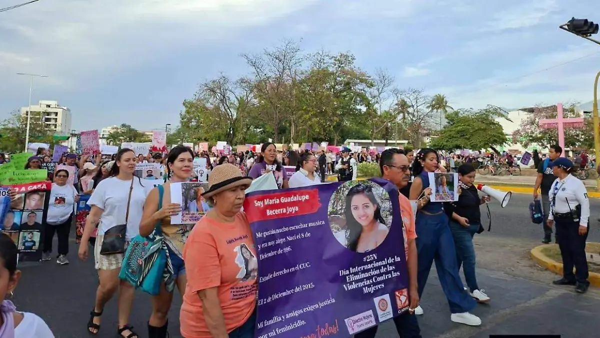 Manifestación 8M Puerto Vallarta