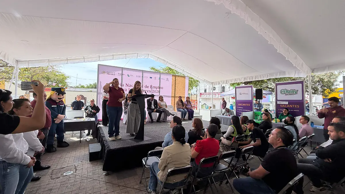 Feria del empleo Foto El Salto