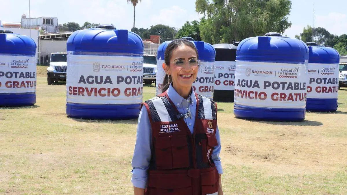 Instalacion de pipas de agua en Tlaquepaque