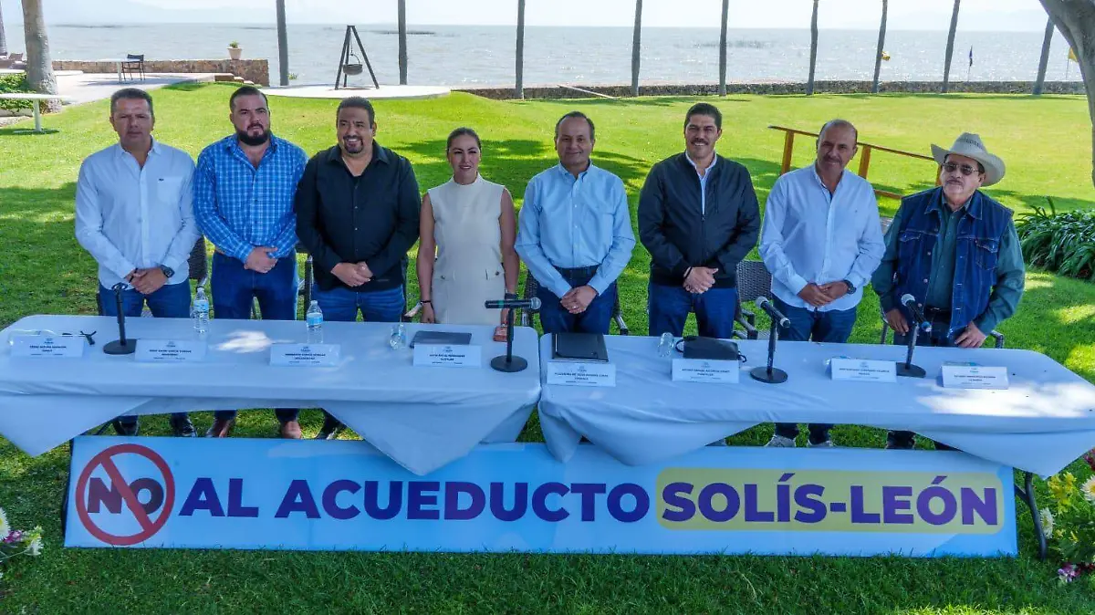 No al acueducto Solís León