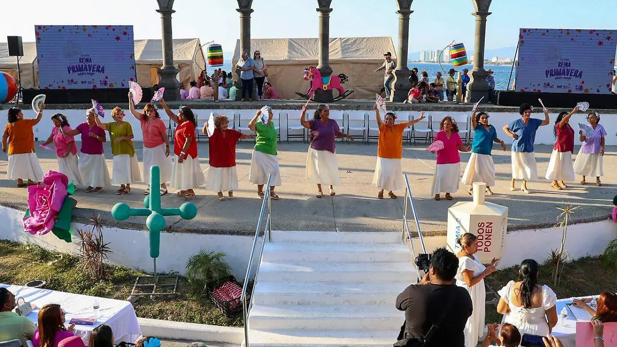 Reina de la Primavera en Puerto Vallarta