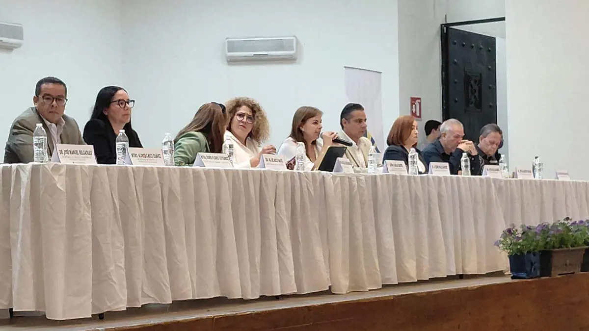 Viridiana Saavedra (2)