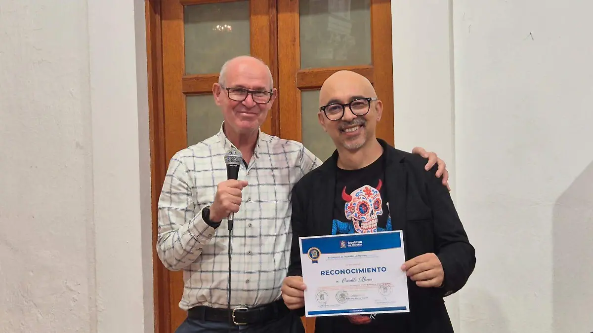 Reconocimiento Osvaldo Monos