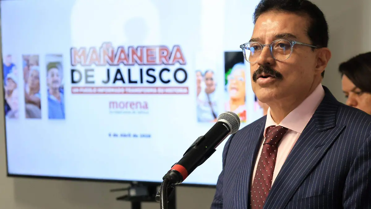 Carlos Lomelí Bolaños