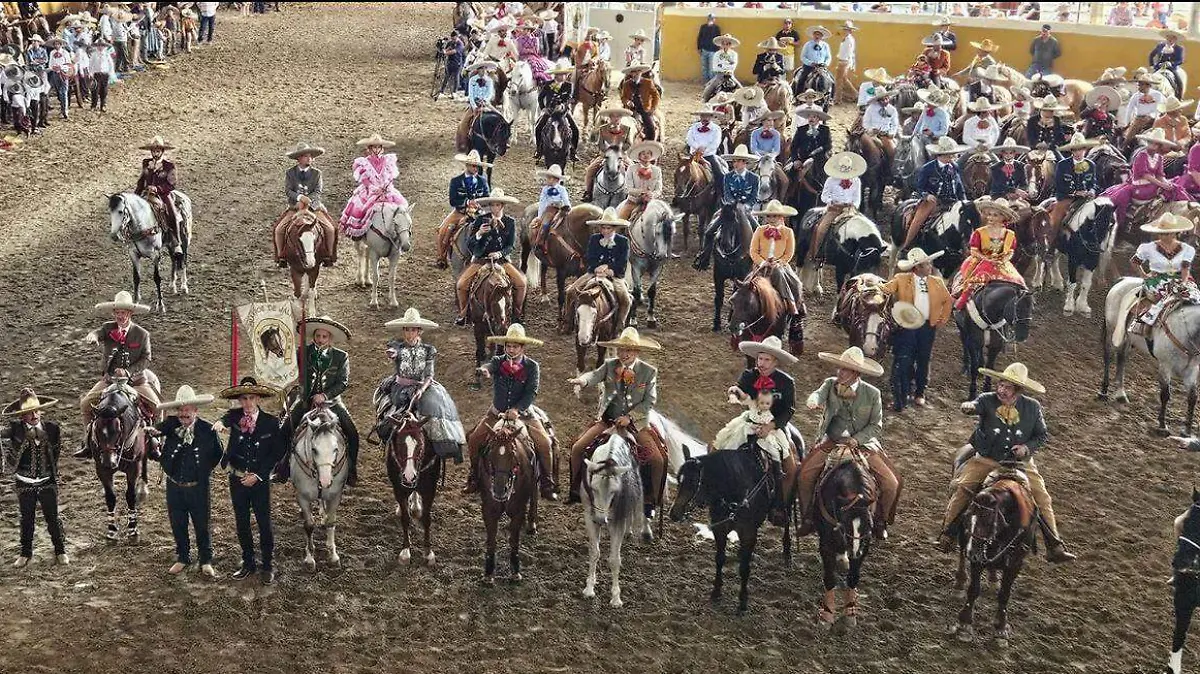 Charros de Jalisco lienzo charro