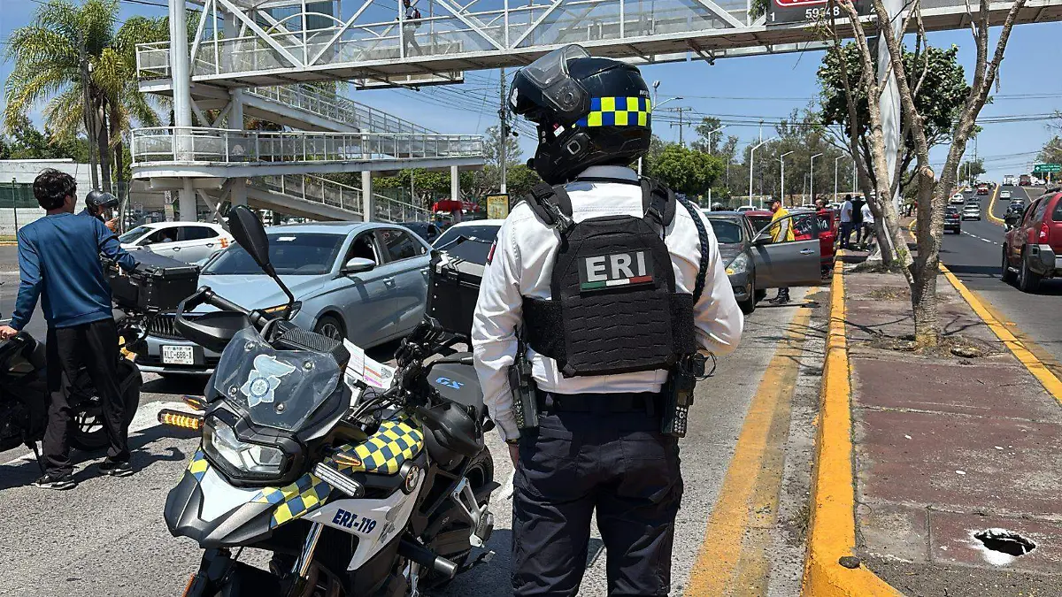 Apoyo policía vial