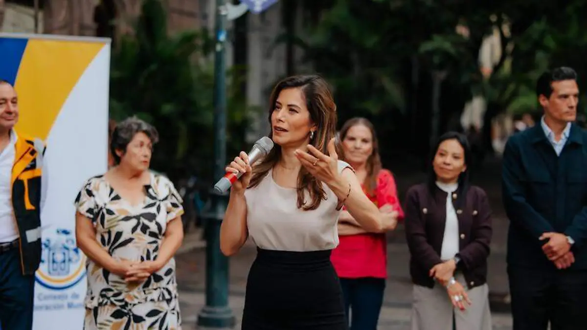 Verónica Delgadillo (2)