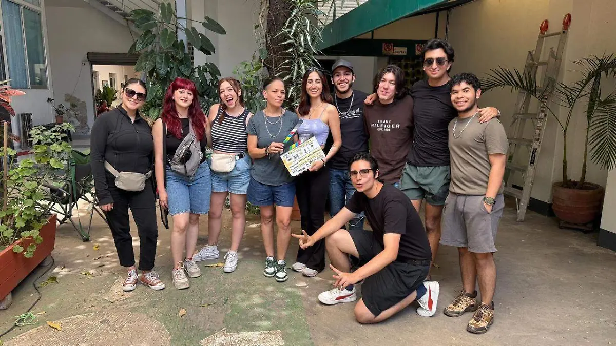 Egresados del diplomado en realización de cine
