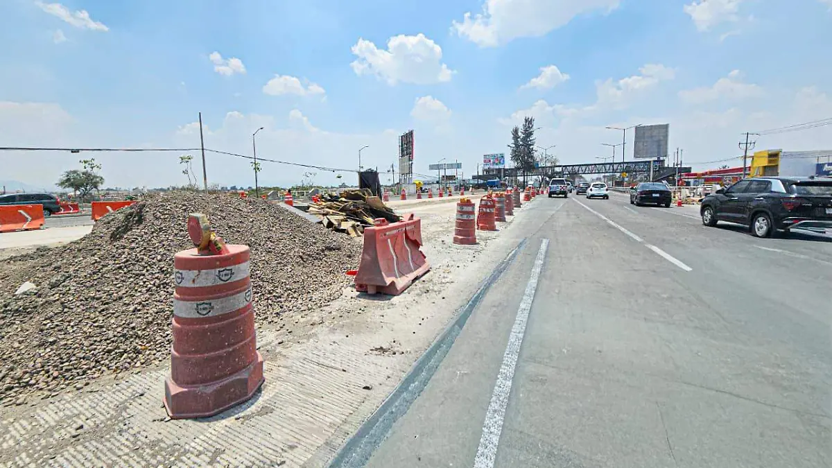 Obras carretera a Chapala