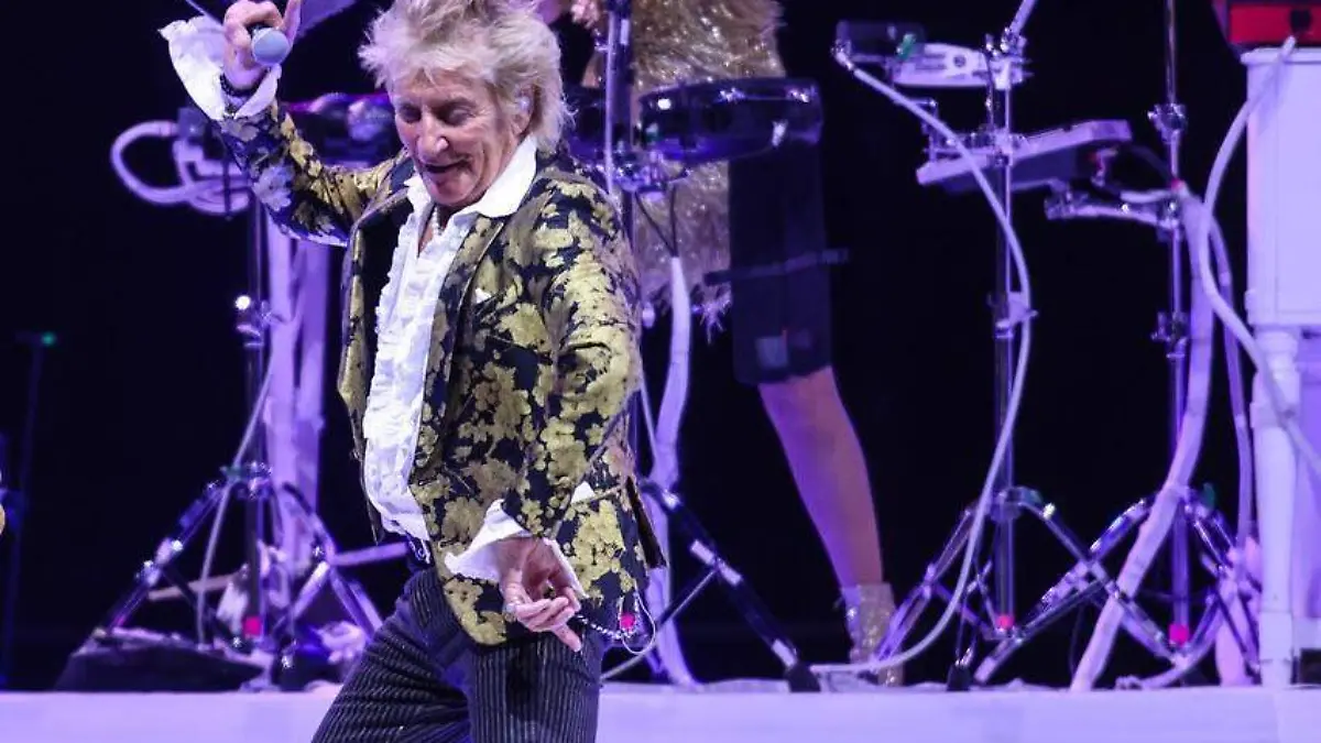 Rod Stewart Facebook
