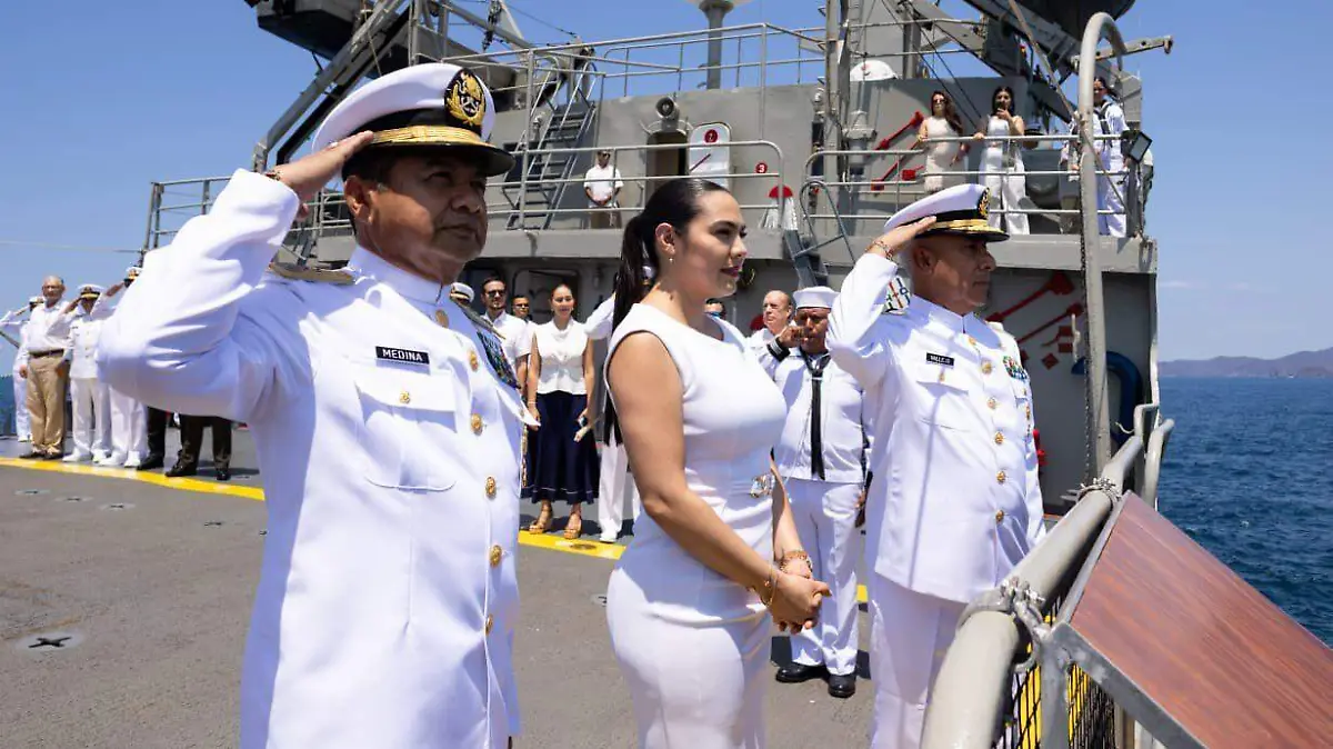 Indira Vizcaíno ceremonia Marina Colima