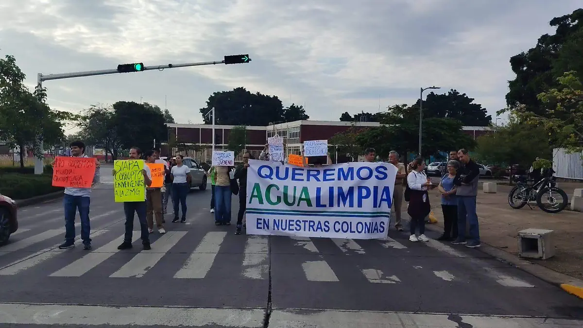 manifestacion agua sucia