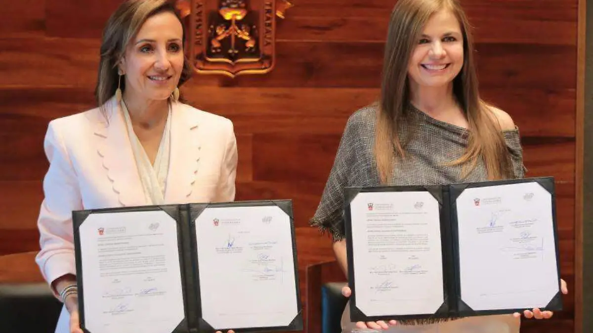 Firma convenio UdeG y DIF Jalisco