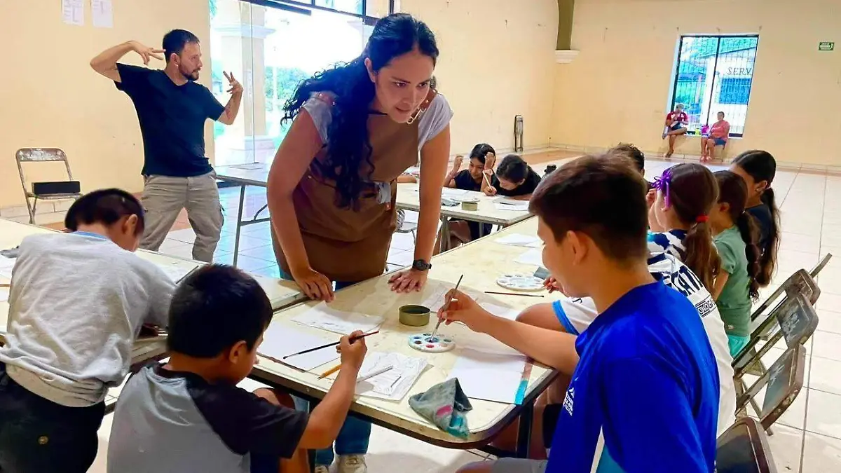 Desarrollo artístico de niños en Colima