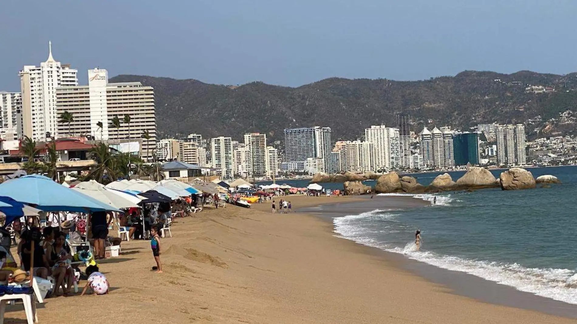 turismo-playas-acapulco-2