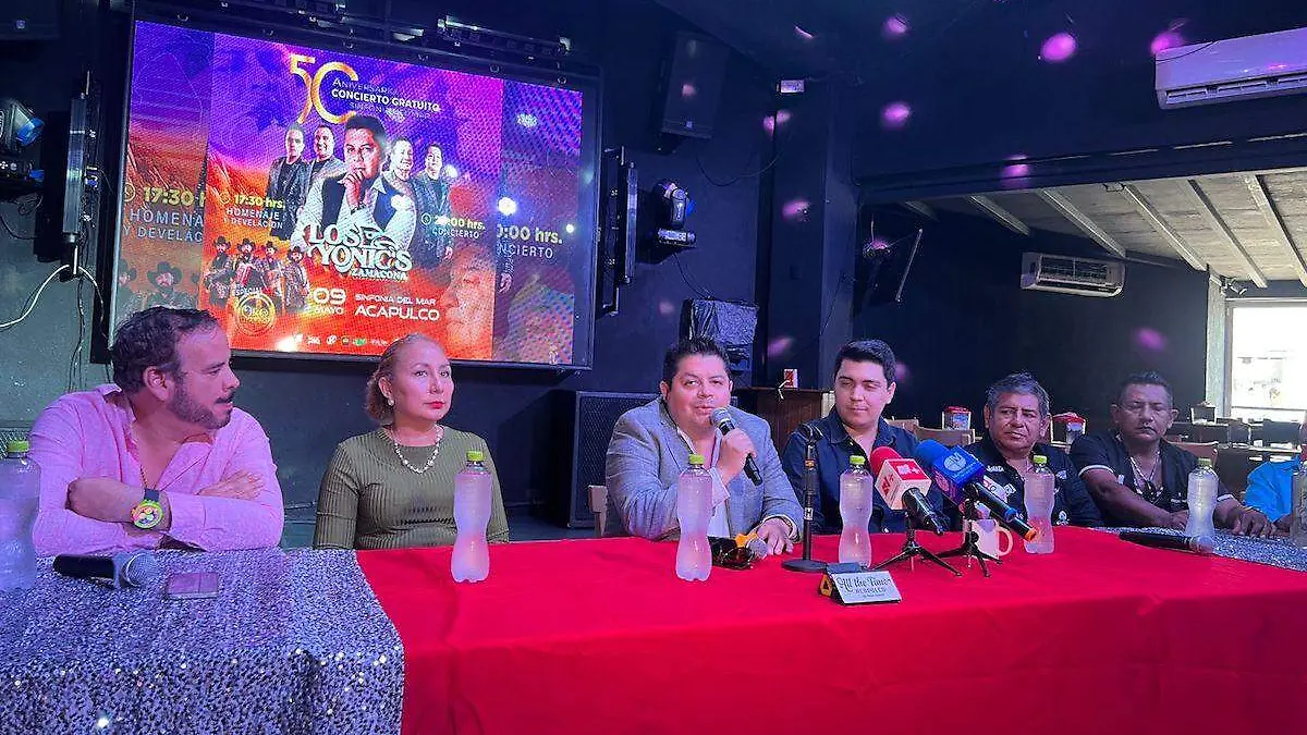 cantante-jose-manuel-zamacona-jr-conferencia-prensa